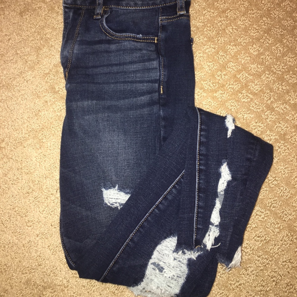 American Eagle ripped jeans